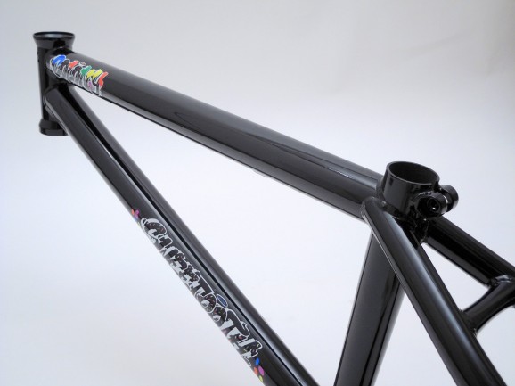 2016 Sweet Tooth Frame 18″ version 04